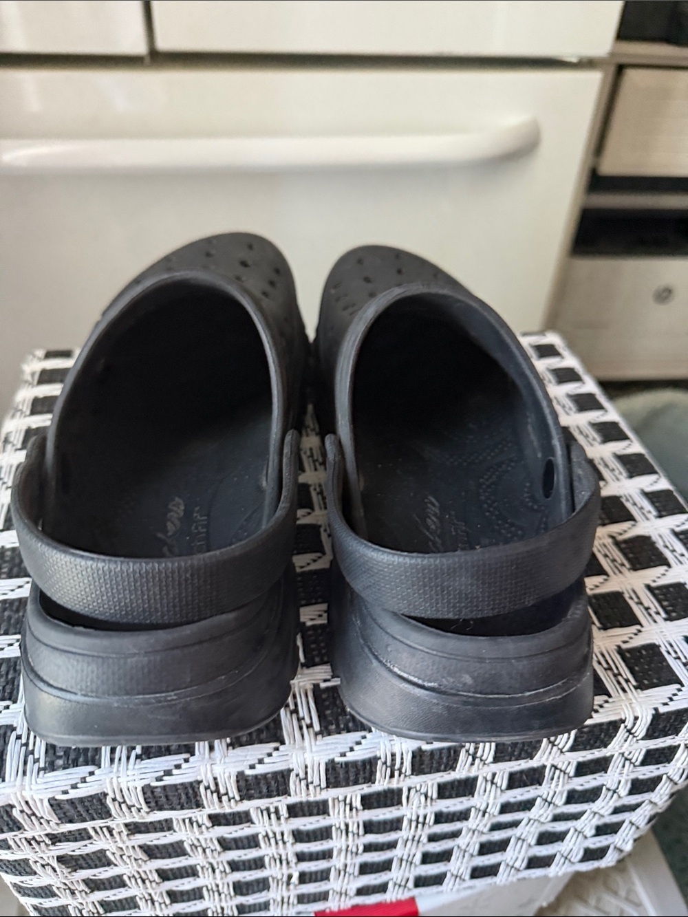 Skechers Black Vented Slip-On Clog - Picture 4 of 5